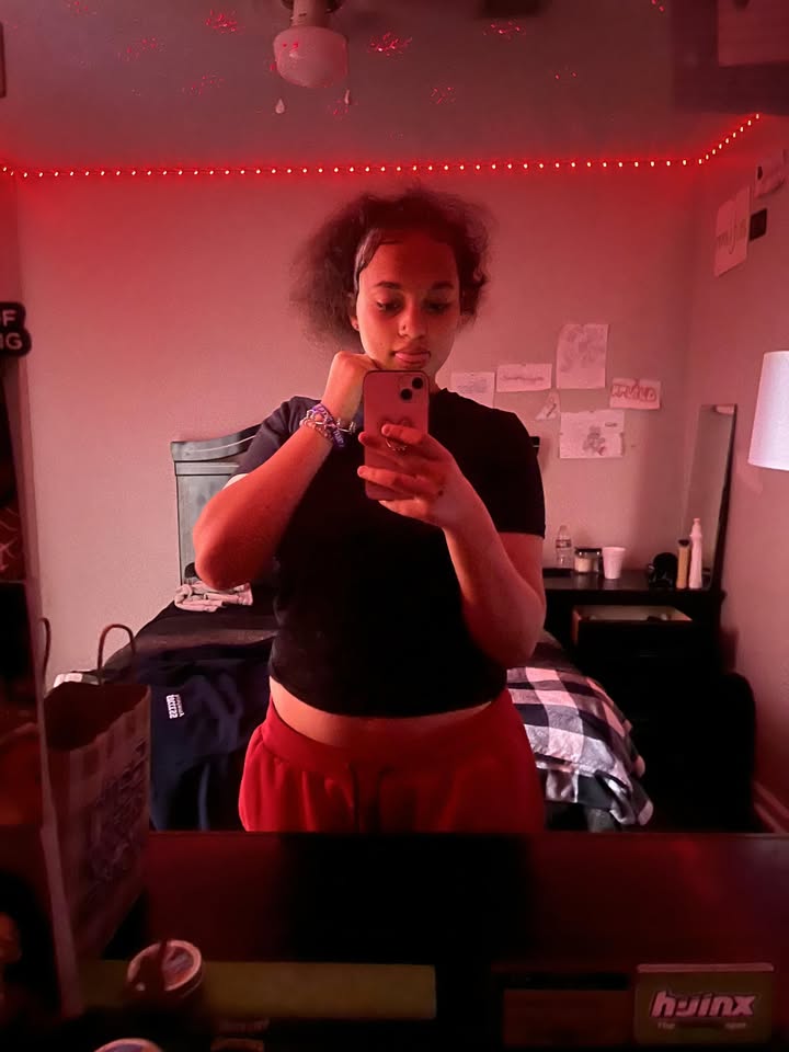 Alternate Photo of Autumn Lockley